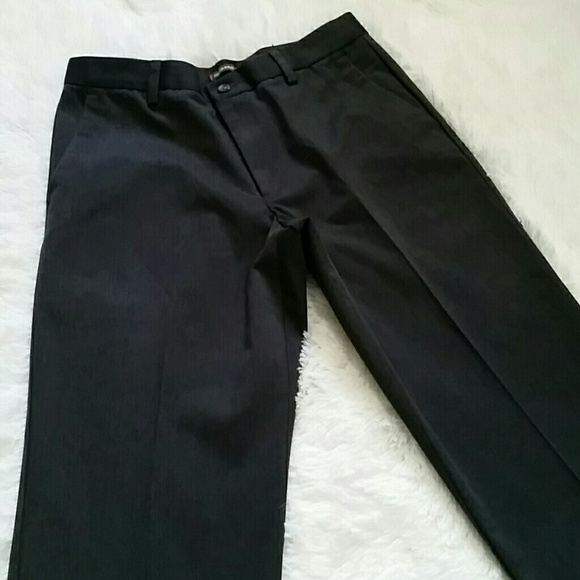 NEW D2 DOCKERS - Picture 2 of 4